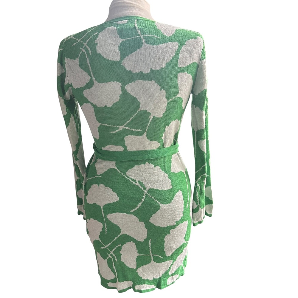 DVF x Target Ginkgo Leaf Print Wrap Dress Green White Casual XS Bohemian - Picture 3 of 10